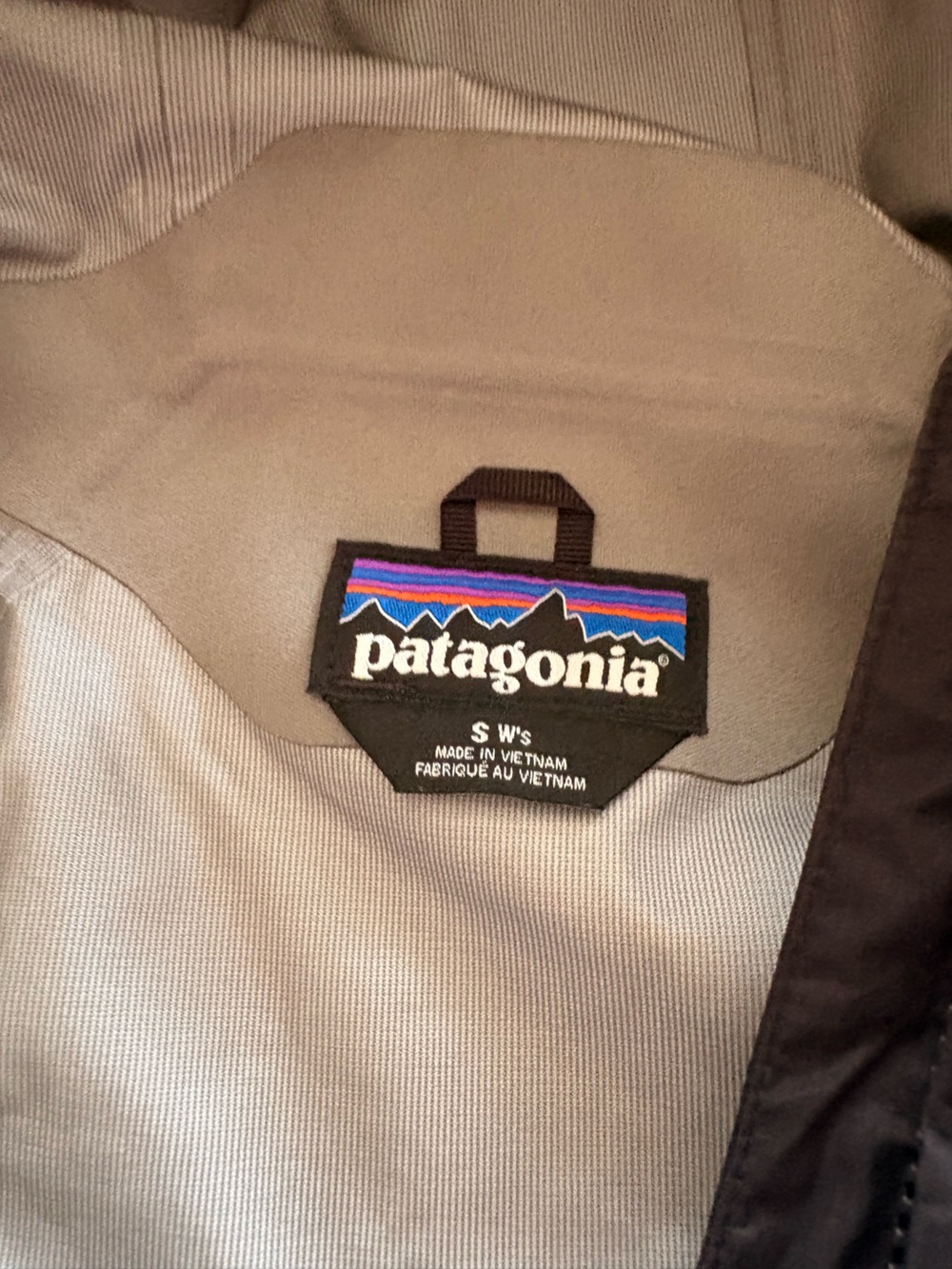 Patagonia Women’s Torrentshell 3L - Picture 2 of 4